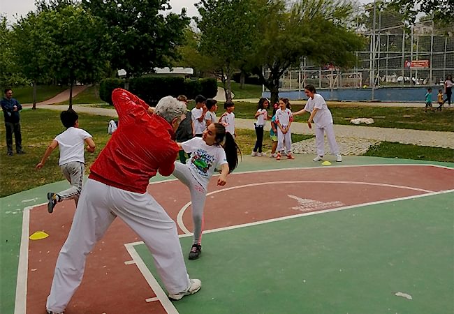 ÇOCUKLAR İÇİN KARATE